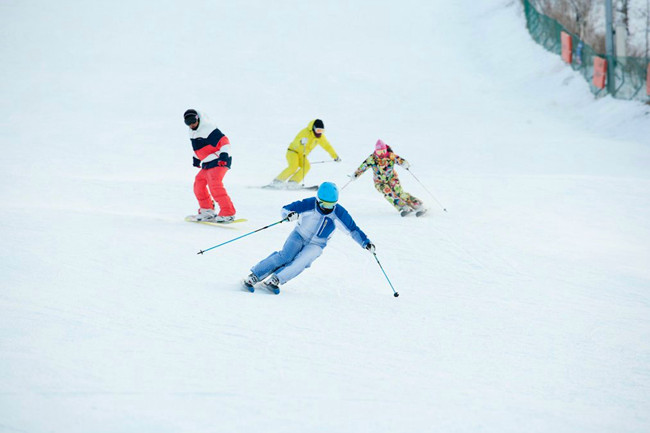 有痛风还能去玩滑雪吗
